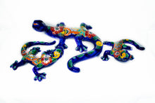 Cargar imagen en el visor de la galería, Salamandras Decorativas de Talavera - Set 3 Piezas
